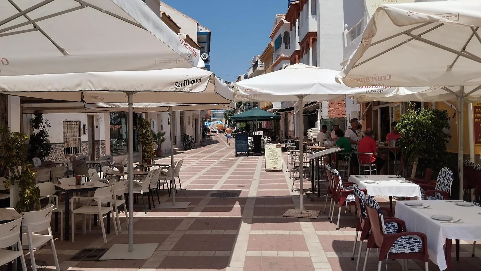 公寓 Apartamento Lidia Planta 1, La Carihuela 1ª Linea Playa, Vistas Mar, 1 Dormitorio, 52 M2, 1-3 Huesped, Amplio Balcon, Wifi 托雷莫利诺斯