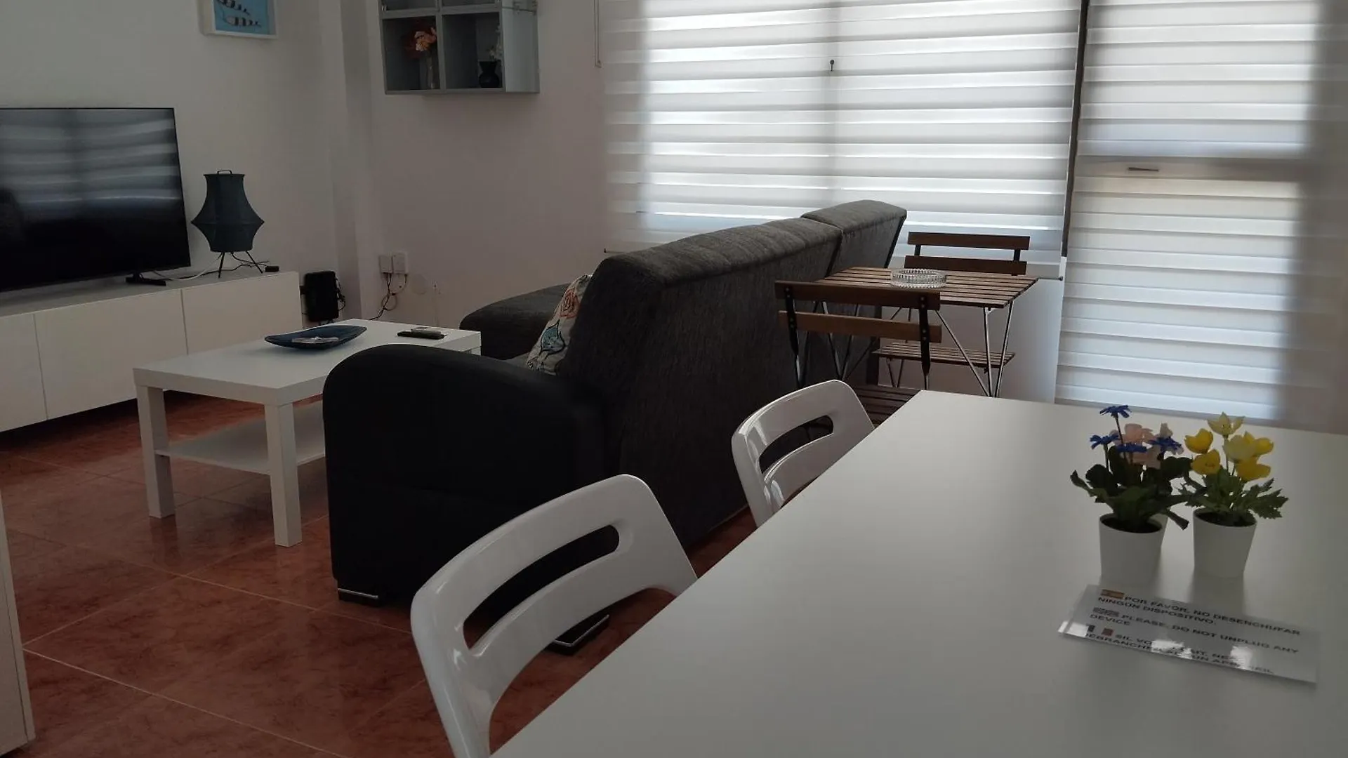Apartamento Lidia Planta 1, La Carihuela 1ª Linea Playa, Vistas Mar, 1 Dormitorio, 52 M2, 1-3 Huesped, Amplio Balcon, Wifi 托雷莫利诺斯 0*,  西班牙