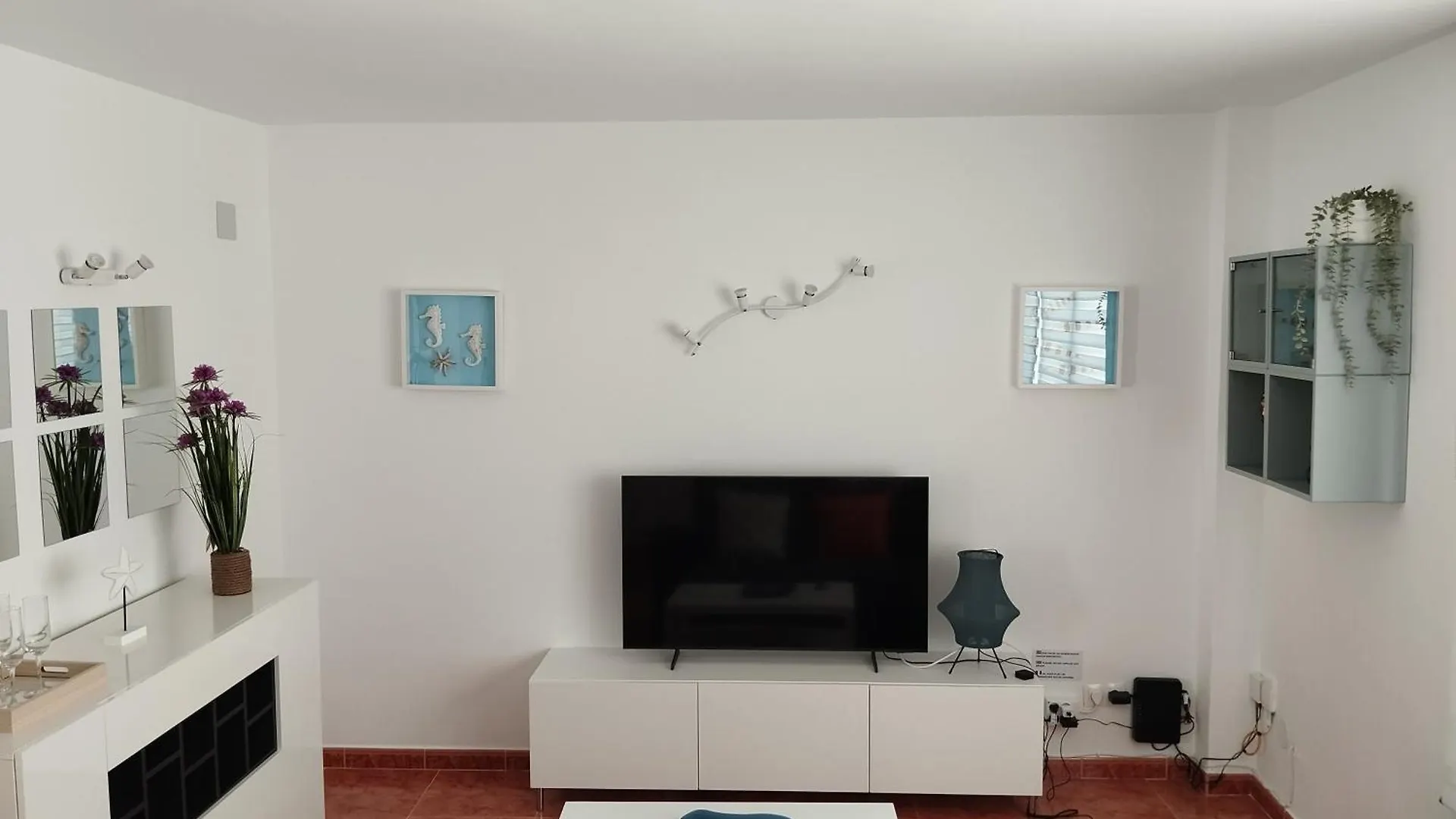 公寓 Apartamento Lidia Planta 1, La Carihuela 1ª Linea Playa, Vistas Mar, 1 Dormitorio, 52 M2, 1-3 Huesped, Amplio Balcon, Wifi 托雷莫利诺斯 西班牙